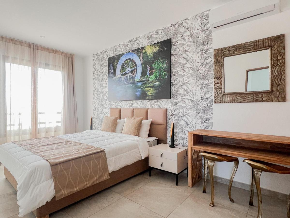 Residence Celestial - Premium 3 Bedrooms Villa With Volcanic Stone Pool Grand Bay Luaran gambar