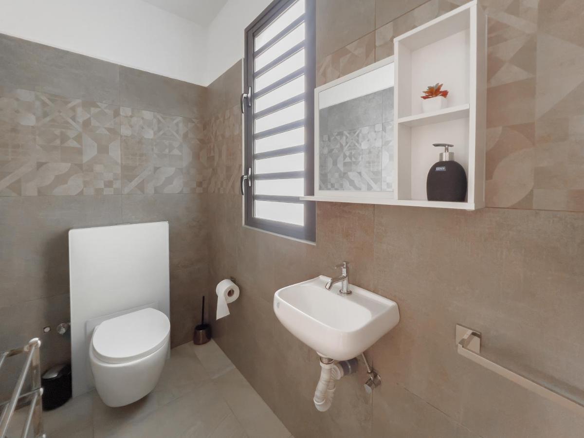 Residence Celestial - Premium 3 Bedrooms Villa With Volcanic Stone Pool Grand Bay Luaran gambar
