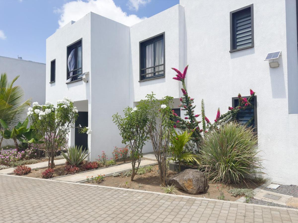 Residence Celestial - Premium 3 Bedrooms Villa With Volcanic Stone Pool Grand Bay Luaran gambar